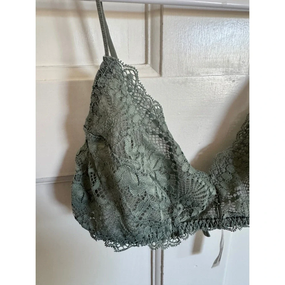 Free People Mya sage green lace bralette size medium